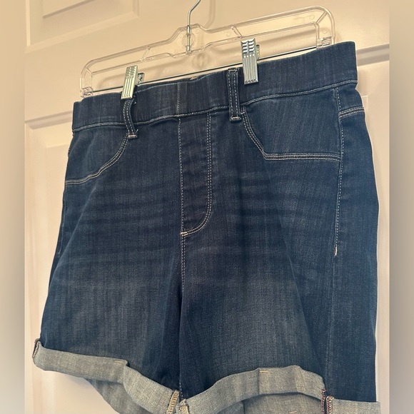 Judy Blue Pants - Judy Blue Los Angeles Pull-On Denim Shorts – 1XL Stretch Cuffed Dark Wash
